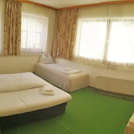 4 Bedroom In The Center